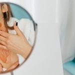 Trockener Hals? Diese sanften Pflege-Tipps bringen schnelle Linderung